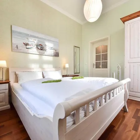 Charlottes Hoeh 04 아파트