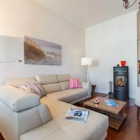 Charlottes Hoeh 04 *