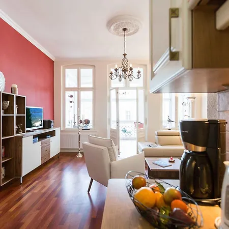 Charlottes Hoeh 04 아파트 제바트헤링스도르프